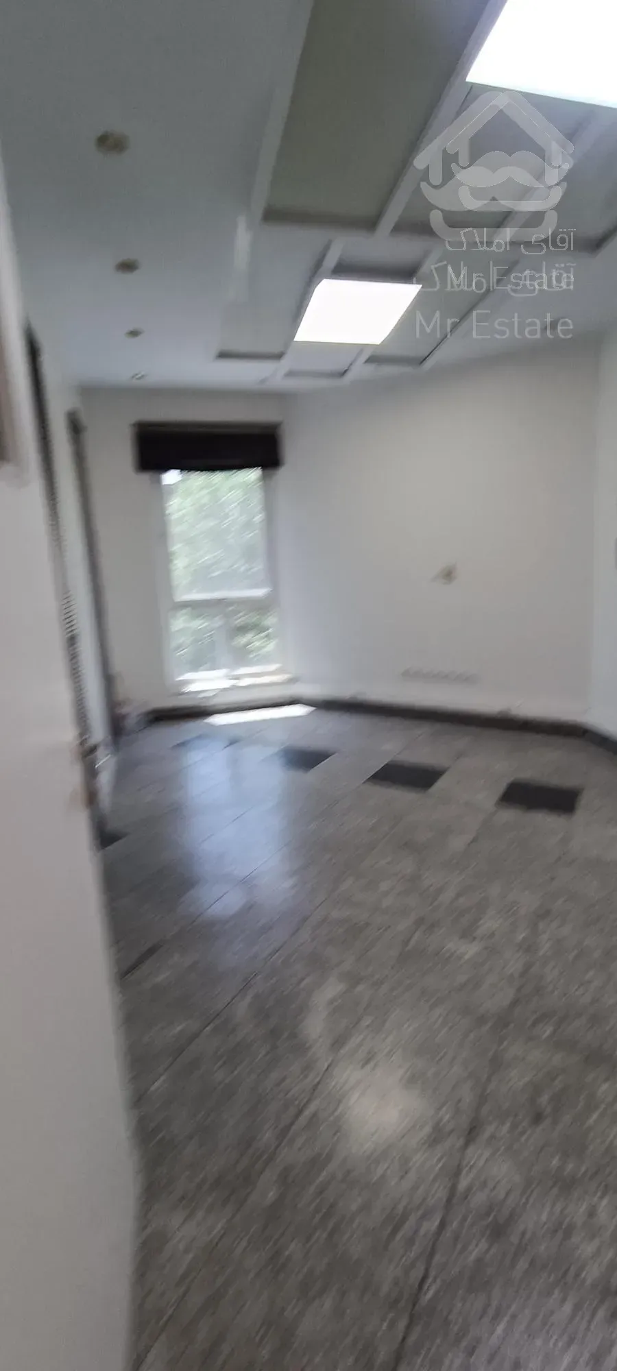 فروش موقعیت اداری ۱۴۵ متر میدان ونک