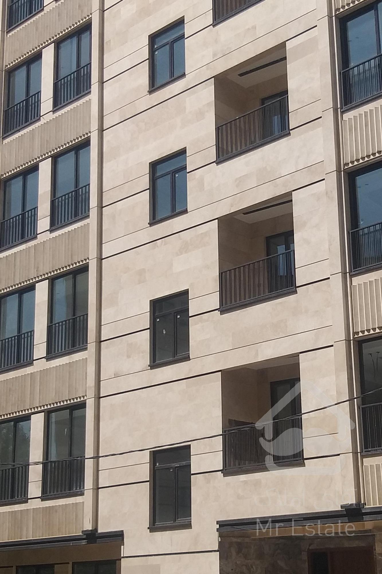 فروش آپارتمان ۱۲۵متری در نیاوران