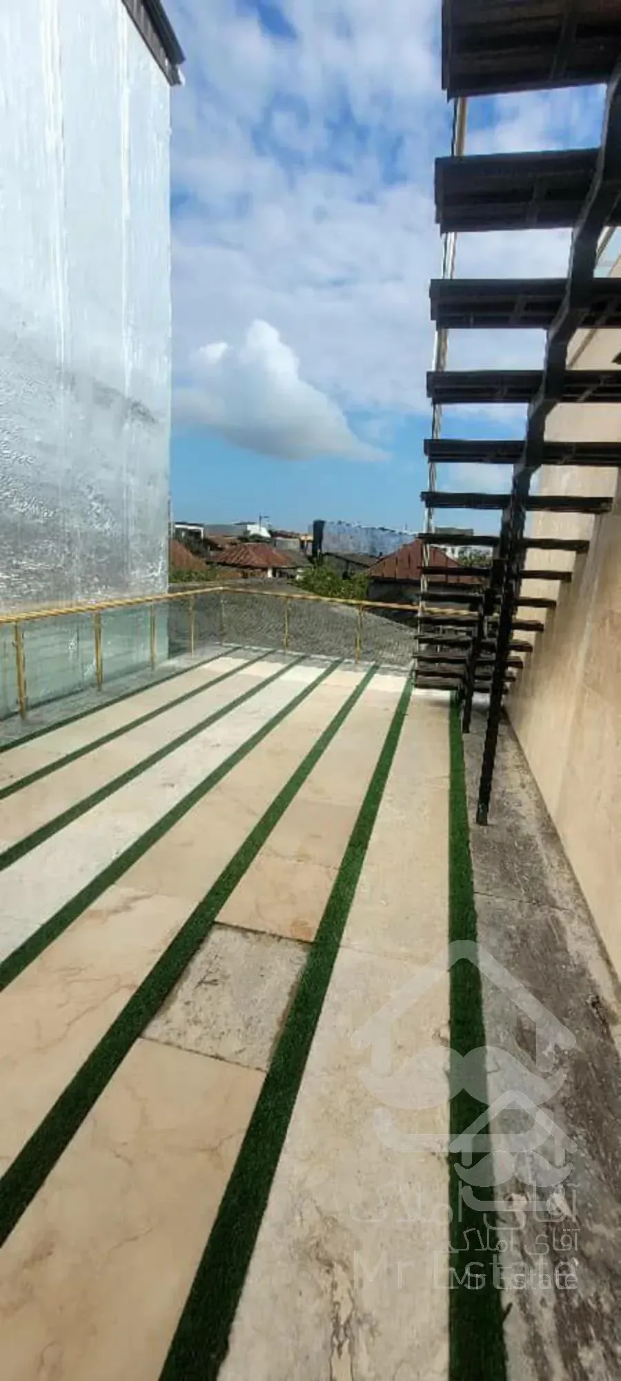 ویلا تریبلکس استخردار با روفگاردن ویو ابدی