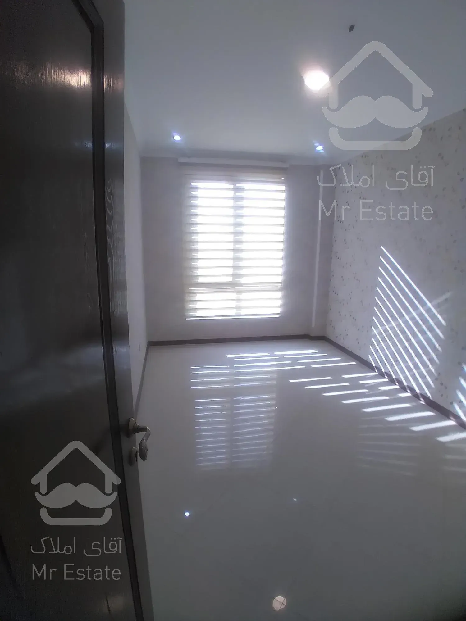 ۱۵۰ متر موقعیت اداری