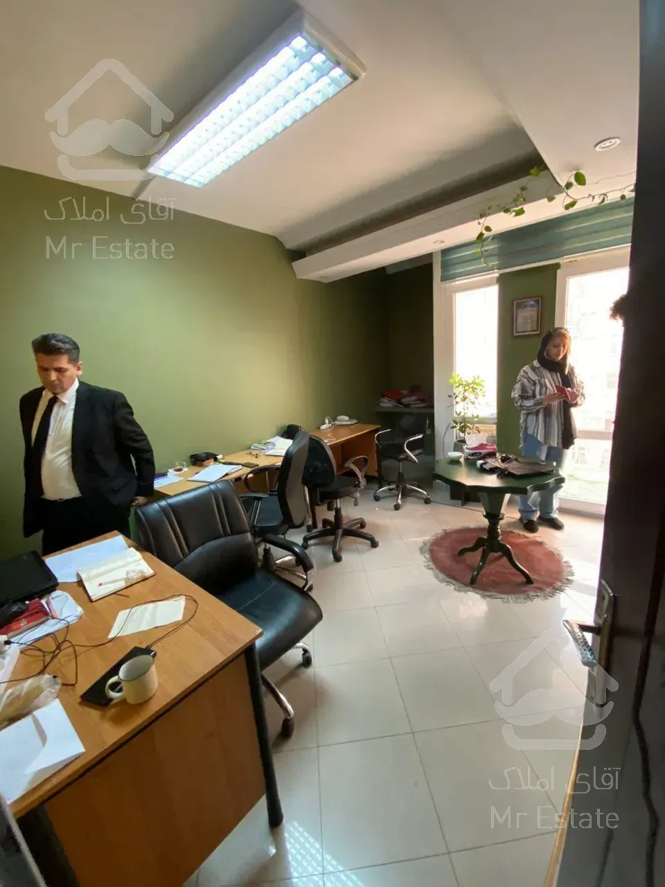 ۱۴۴ متر گاندی موقعیت اداری