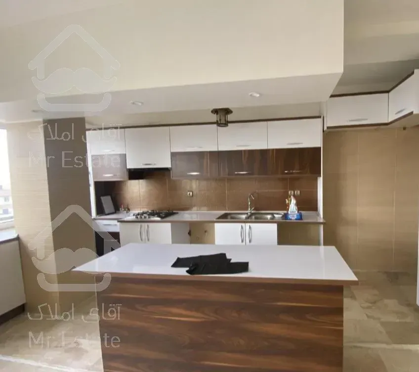 ۱۴۰ متر ۳ خواب فول امکانات تراورتن