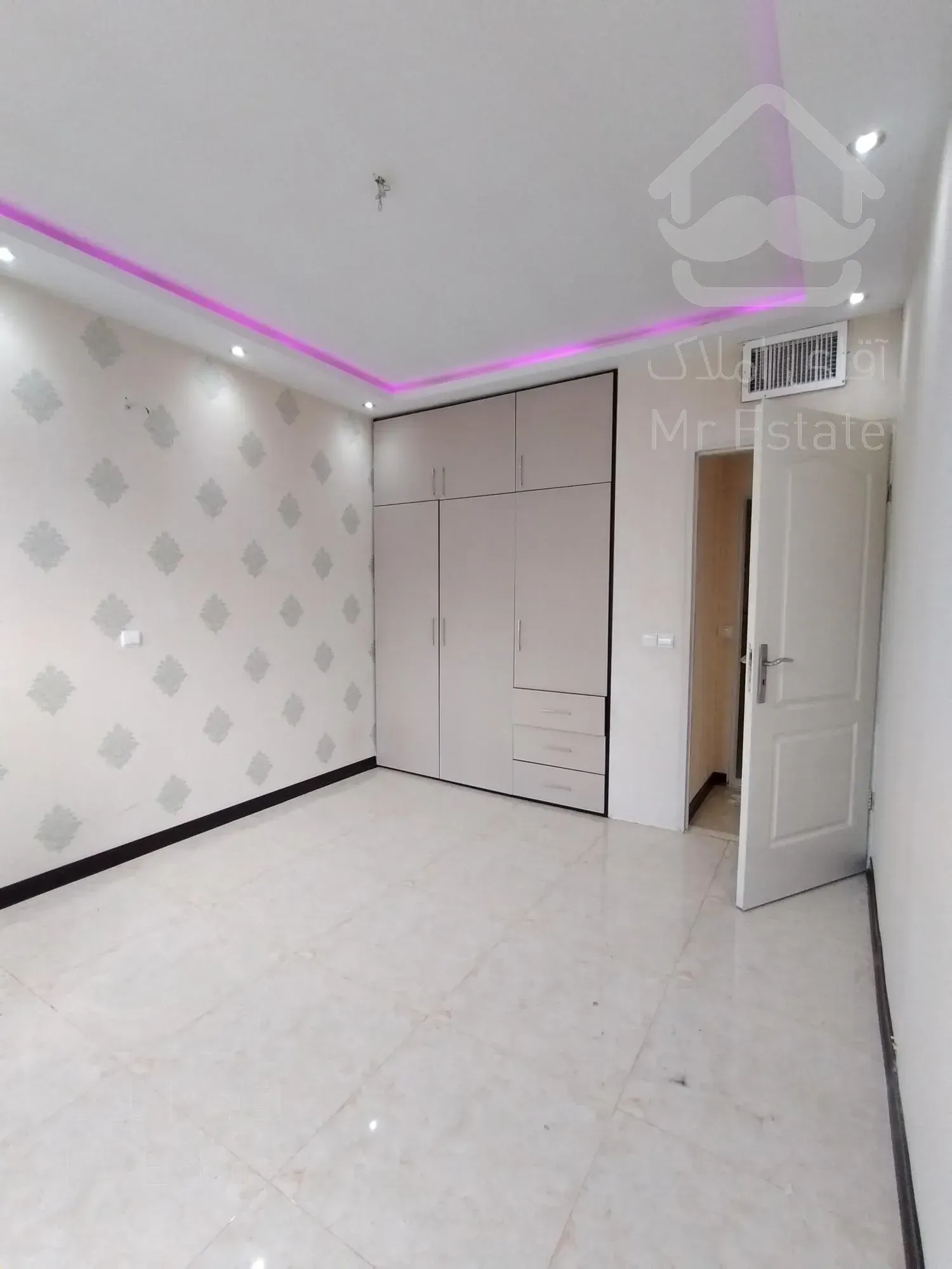 ۱۶۵ متر/۳خواب/دوقدمی دریاچه