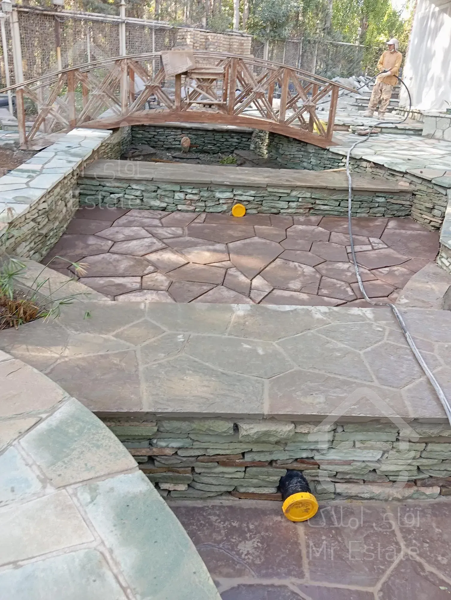 اجرای سنگ لاشه سنگ مالون رشیدی در تهران دماوند