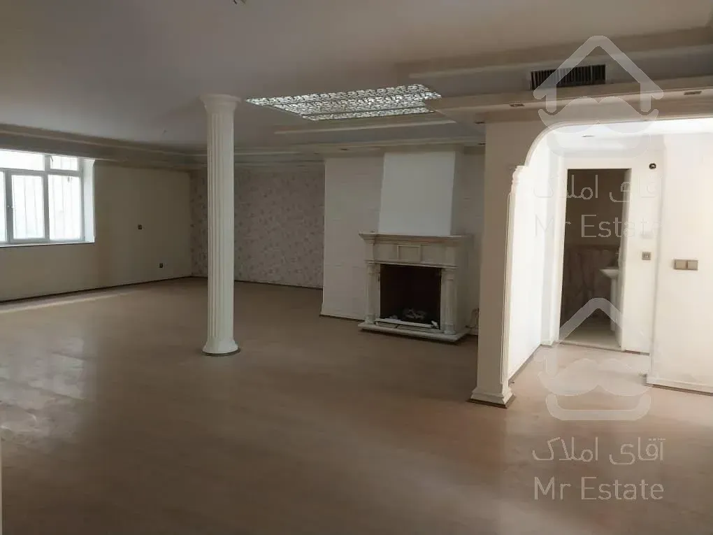 ۷۰۰ متر زیربنا موقعیت اداری