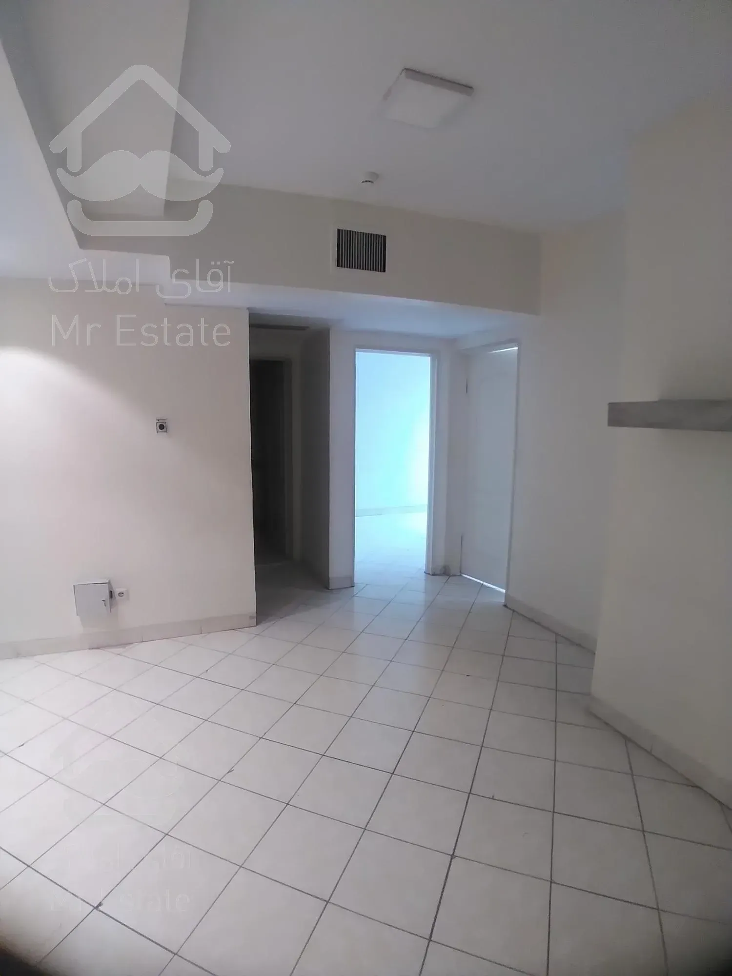 ۶۳ متر سند اداری میدان ونک