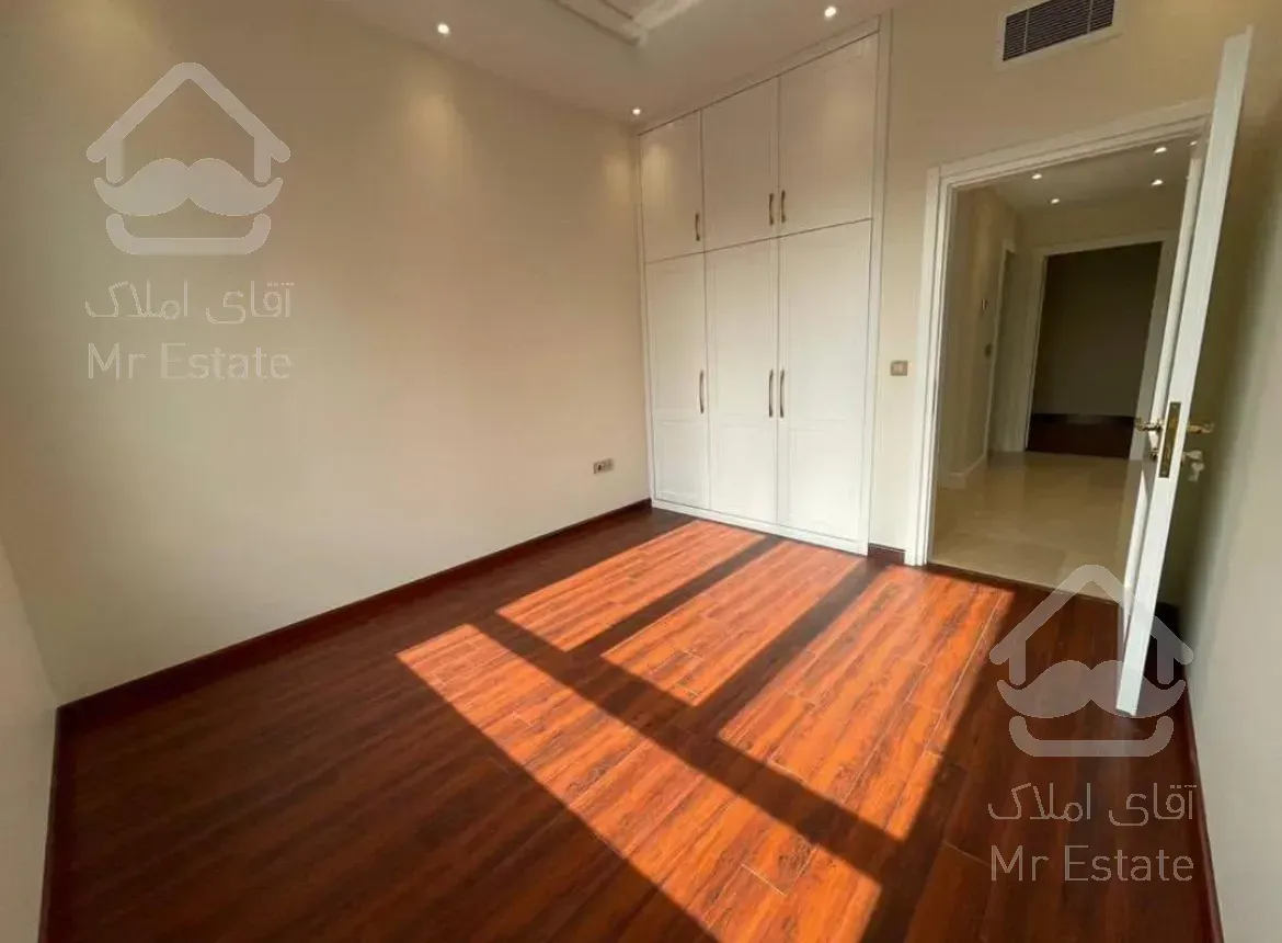 اجاره ۲۲۰ متر شریفی منش ۲پارکینگ فول مشاعات