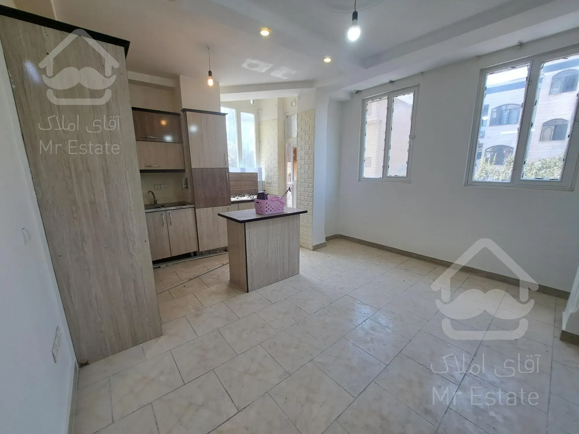 ۵۰ متر تکواحدی خوش نقشه