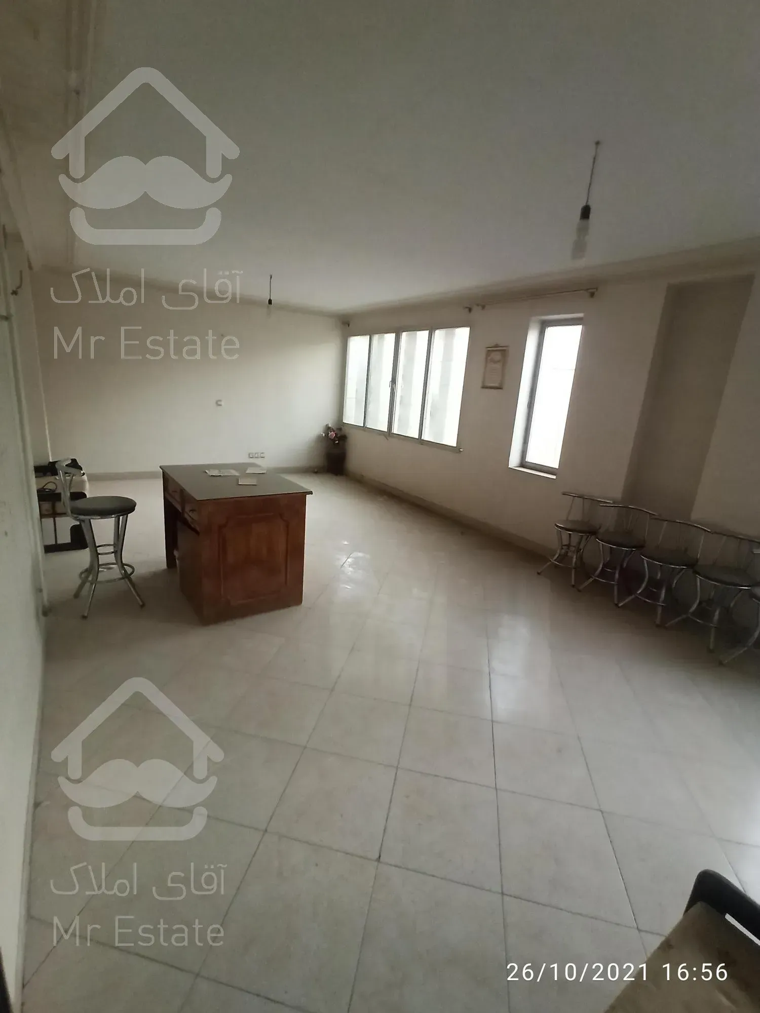 90 متری اداری یا مطب