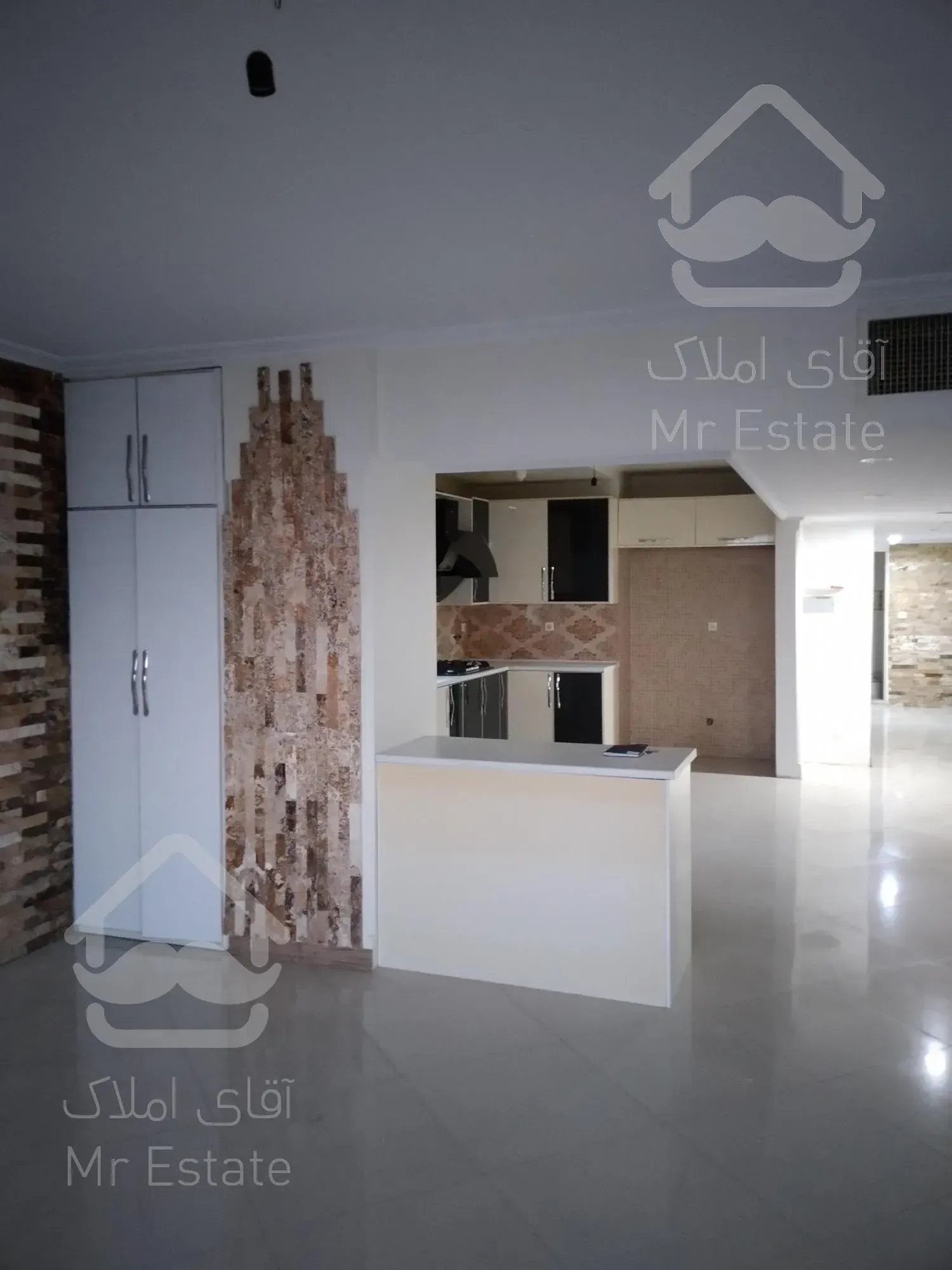 ۱۵۰ متر/۲خواب/دو قدمی دریاچه