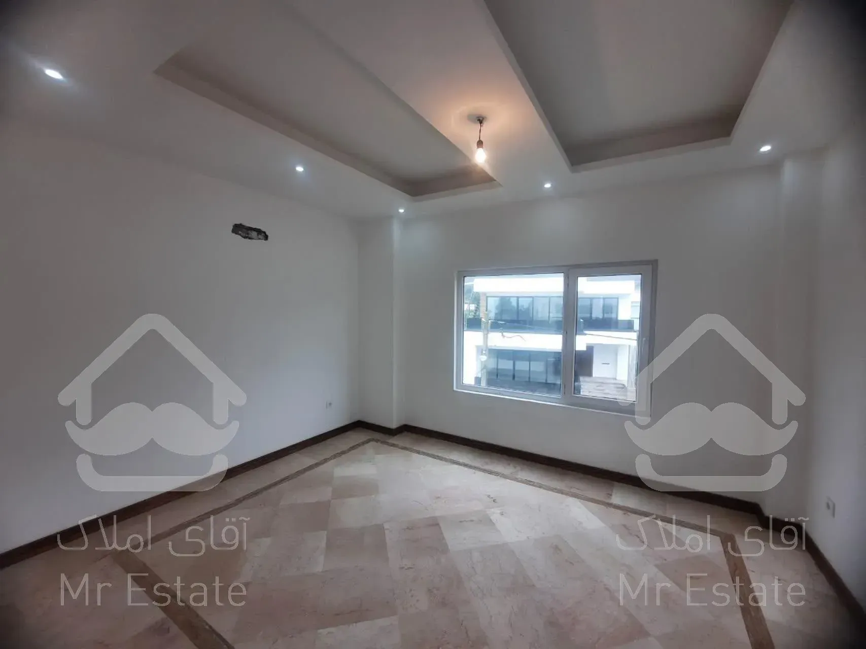 فروش ویلا در رویان استخر دار شهرکی سند دار کلید نخورده شیک