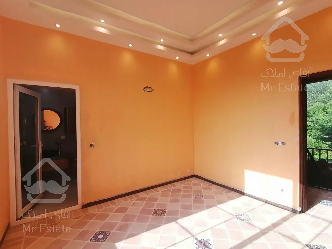 ویلا آجری سبک خاص استخردار