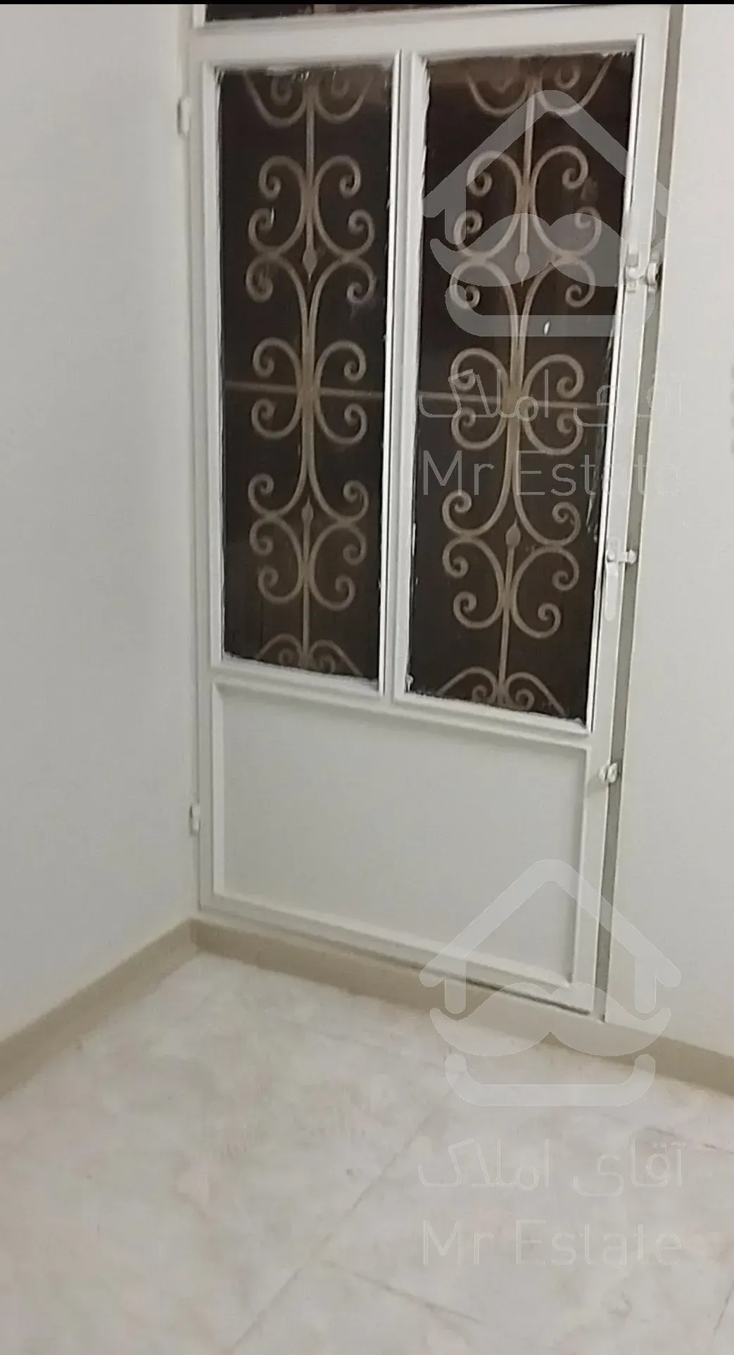 67متری/2خوابه/پارکینگ سندی غیرمزاحم