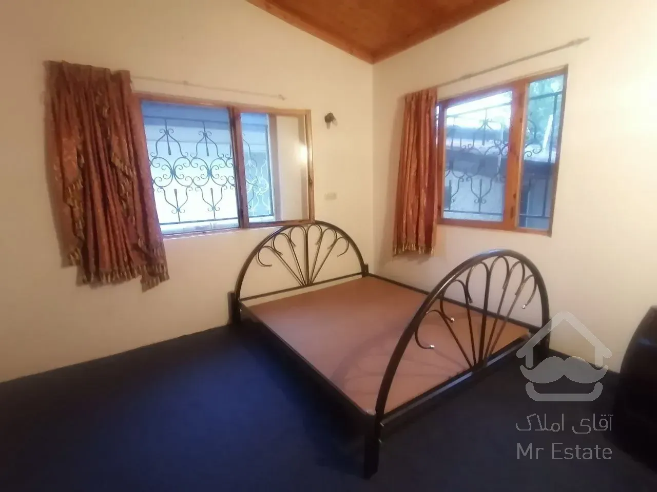 رهن و اجاره ویلا تخلیه شهرکی ۲۵۰متری یکتاسرا