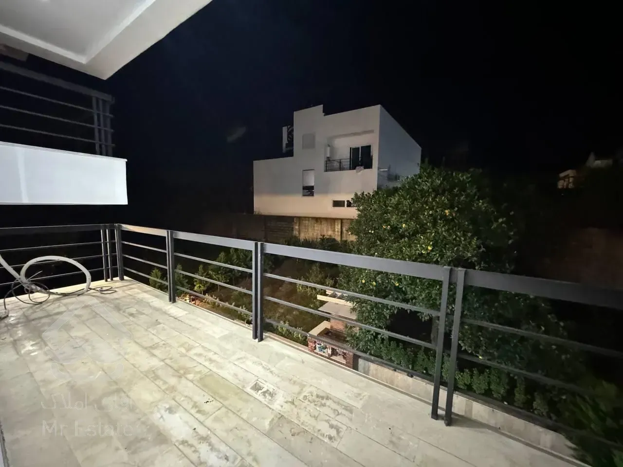 فروش و تهاتر ویلا لوکس شهرک برند ولوکس ونوش