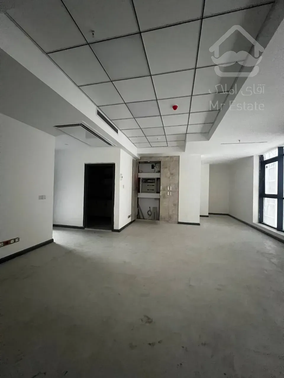 فروش دفتر اداری ۸۴ متری یا سند اداری در پونک