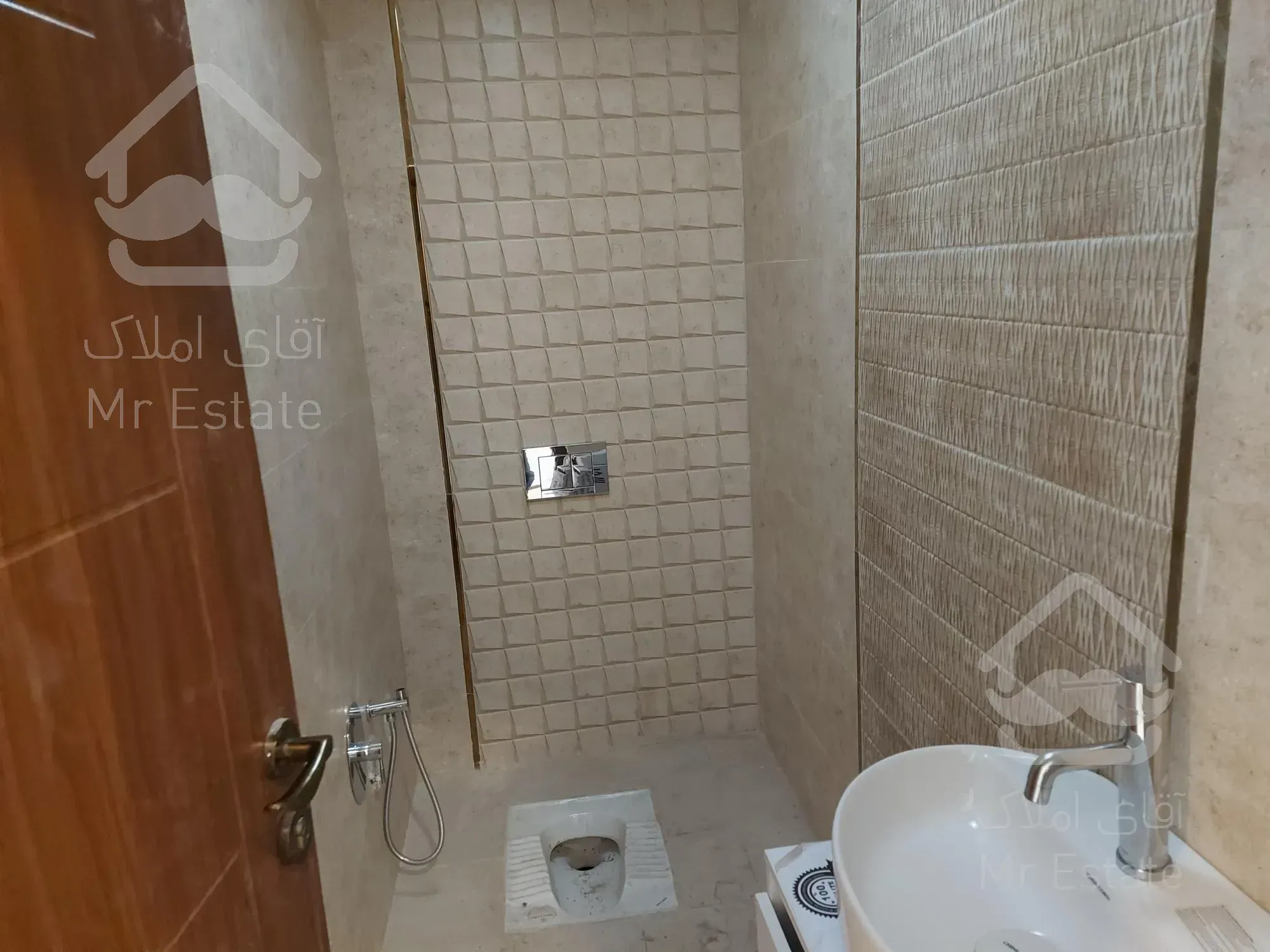 مقتح شمالی امیراتابک ۱۳۰متر رهن کامل ۳خواب