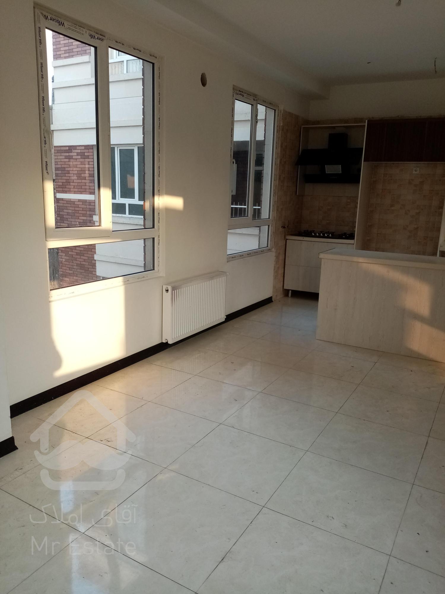 ۶۳متر فول امکانات کلید نخورده ، کلکسیون نور