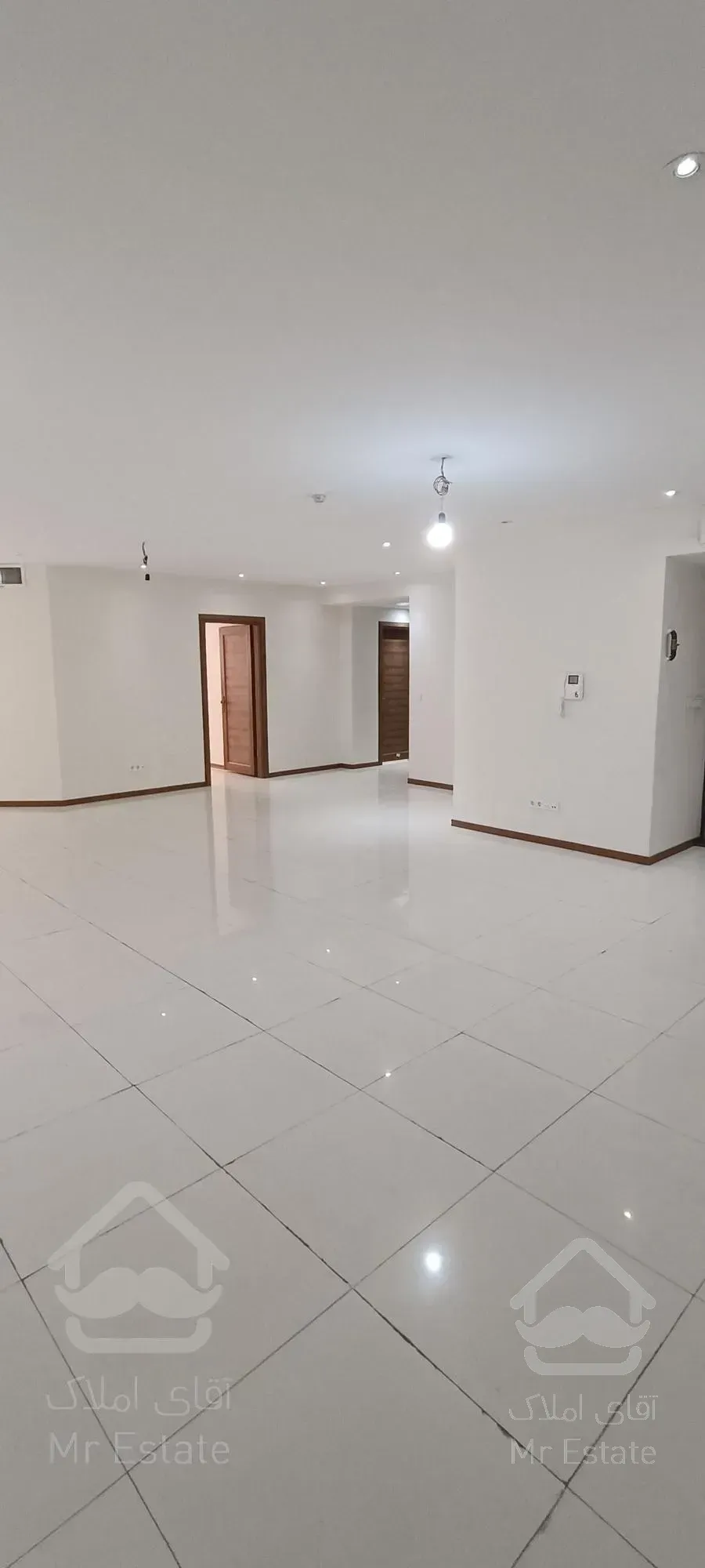 موقعیت اداری ۲۴۰ متر شمال جردن