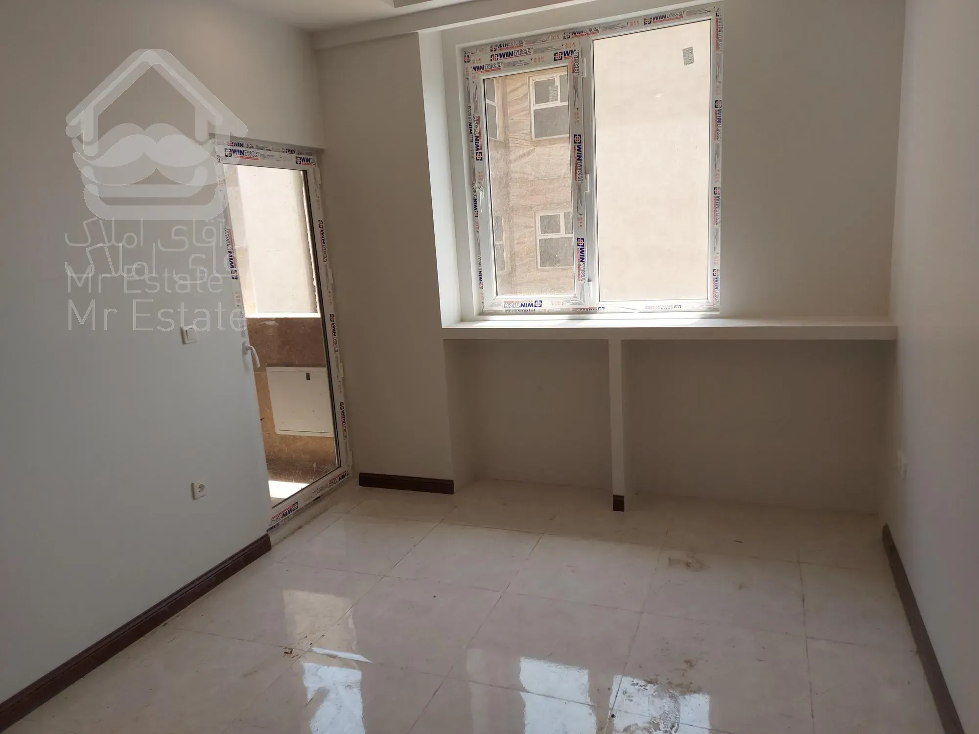 مقتح شمالی امیراتابک ۱۳۰متر رهن کامل ۳خواب