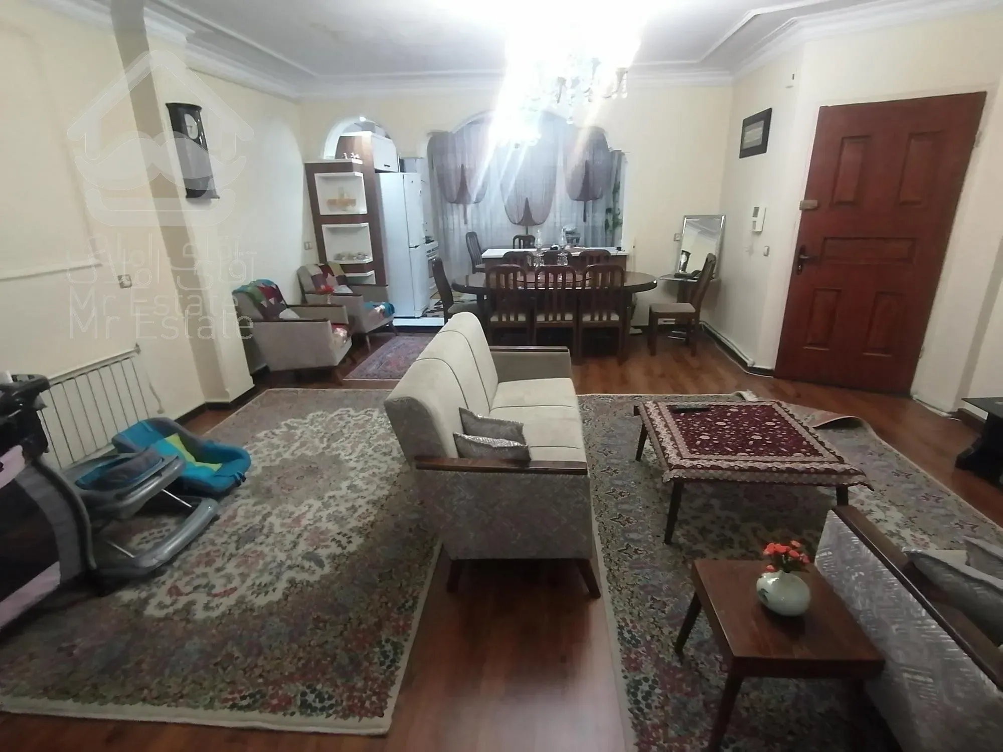 86 متر، دو خواب، سازمان برنامه