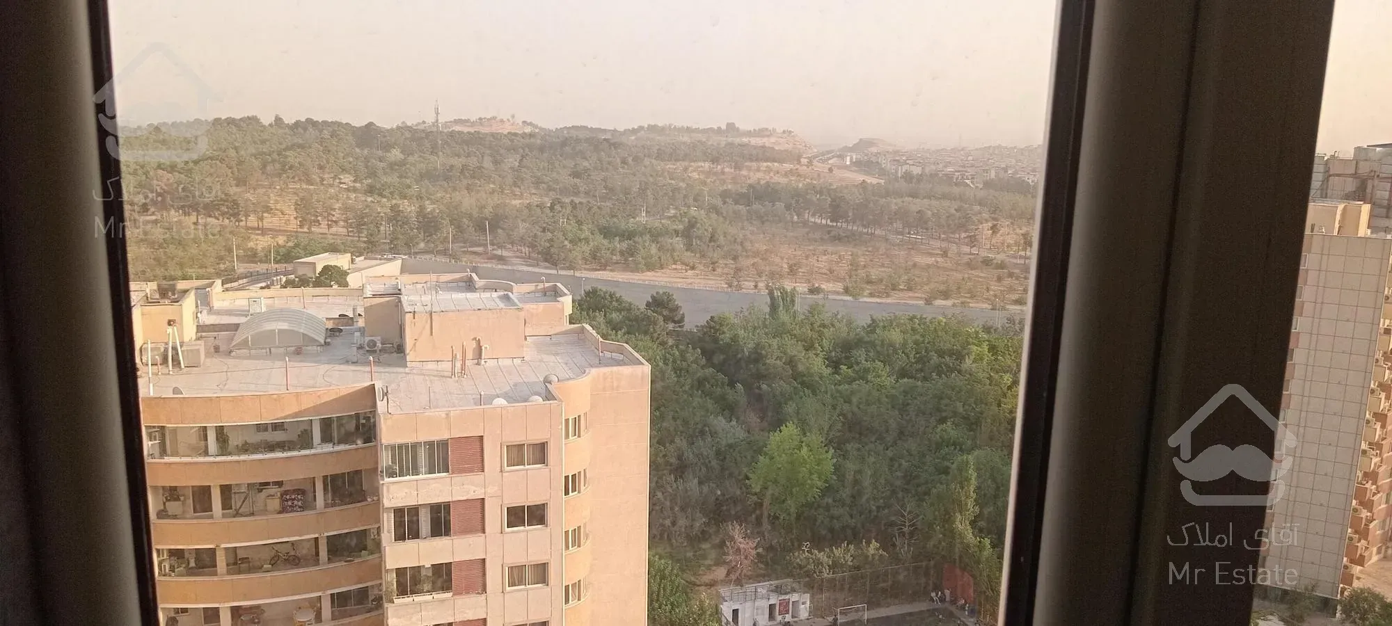 ۲۳۵ متر / ۴خواب/ دریاچه/مجلل و شیک