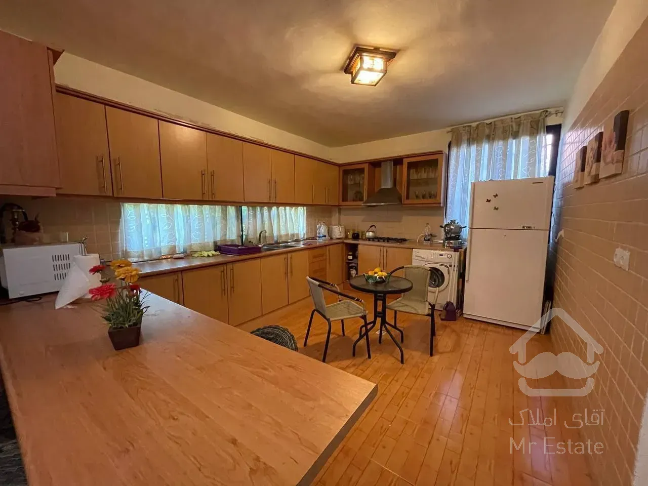 رهن و اجاره ویلا شهرکی مبله ۲۵۰متری سیاهرود