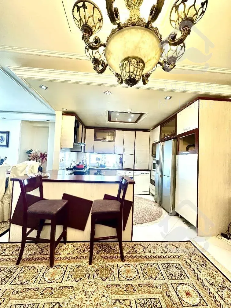 سعادت آباد سروشرقی۱۵۳متر۳خواب فروش فوری