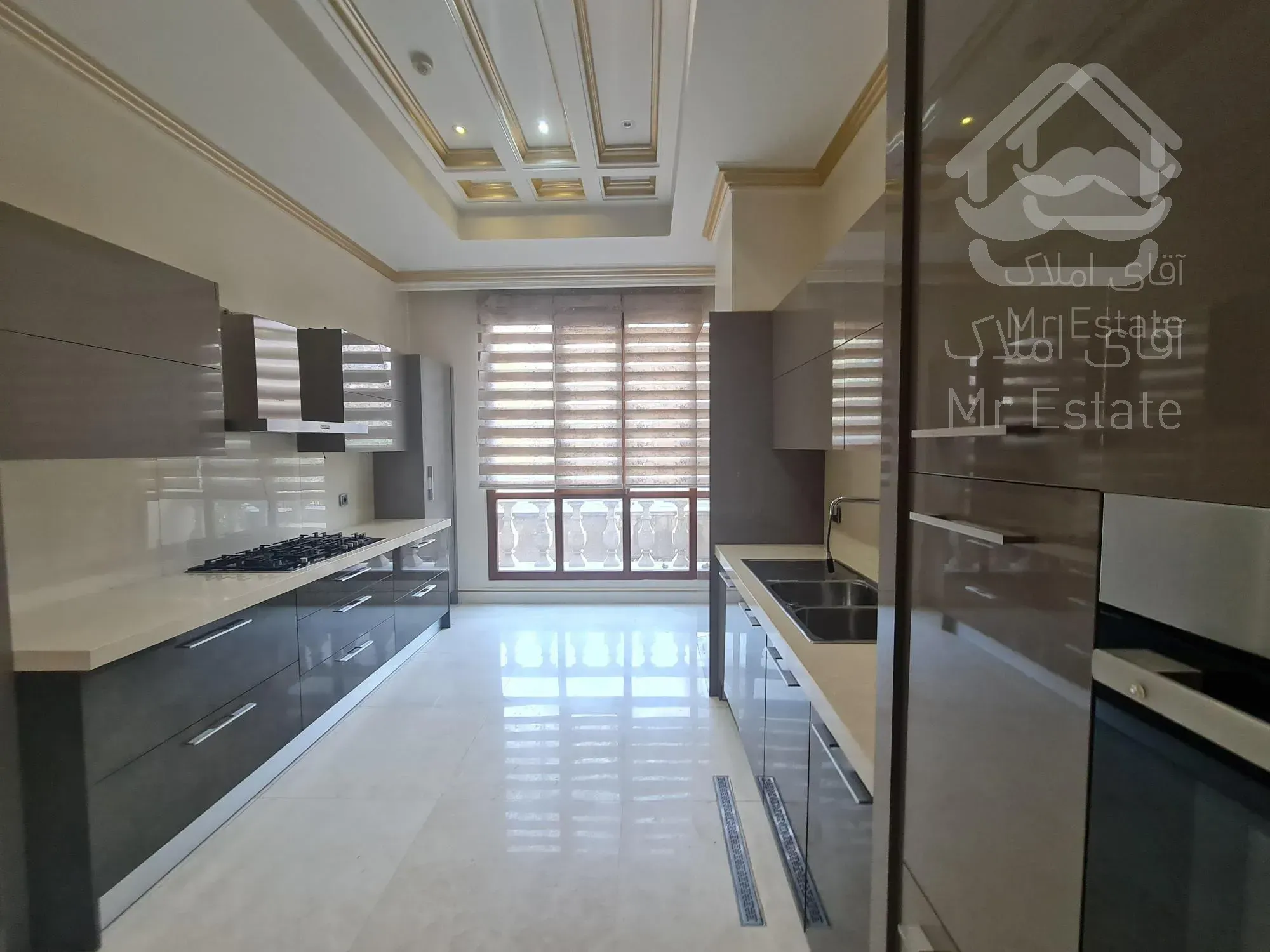 اجاره برج ۲۵۰ متری، فرمانیه شرقی