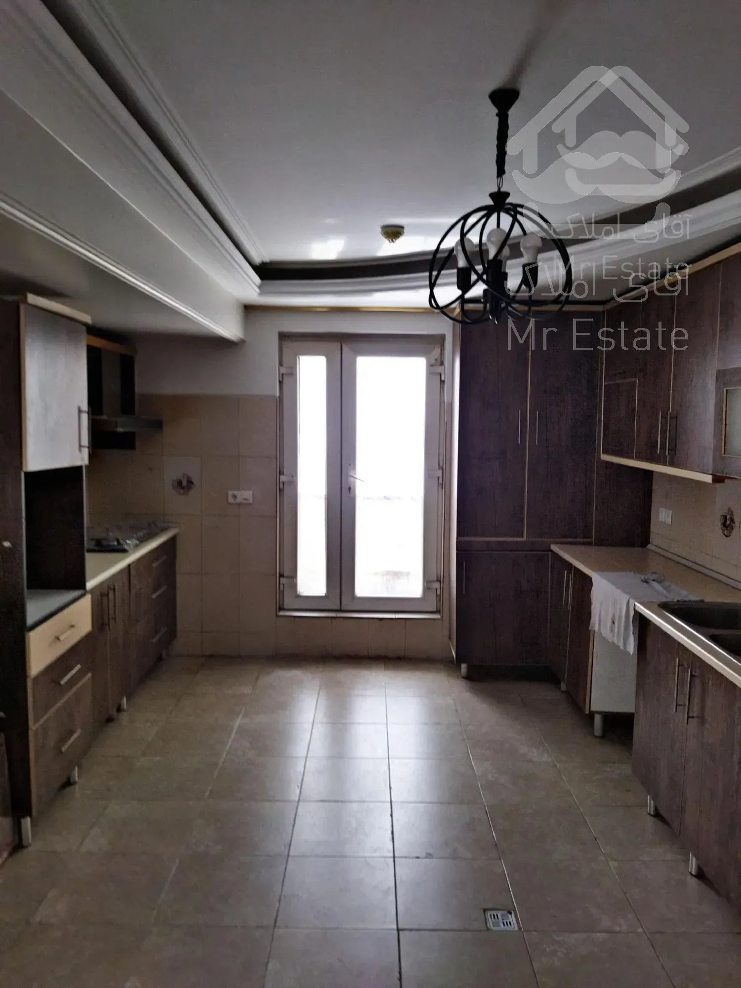 رهن و اجاره واحد 120 متری در چیتگر