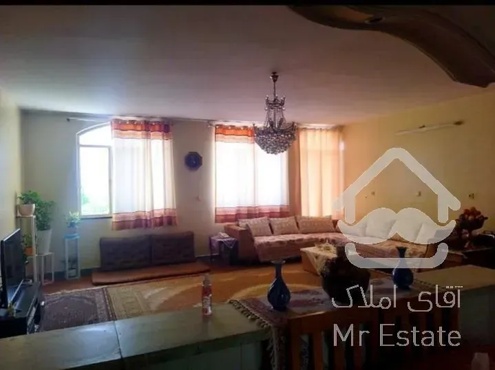 باغ ویلا قدیمی در شهرک دمادشت دماوند همراه با انشعابات و پایانکار