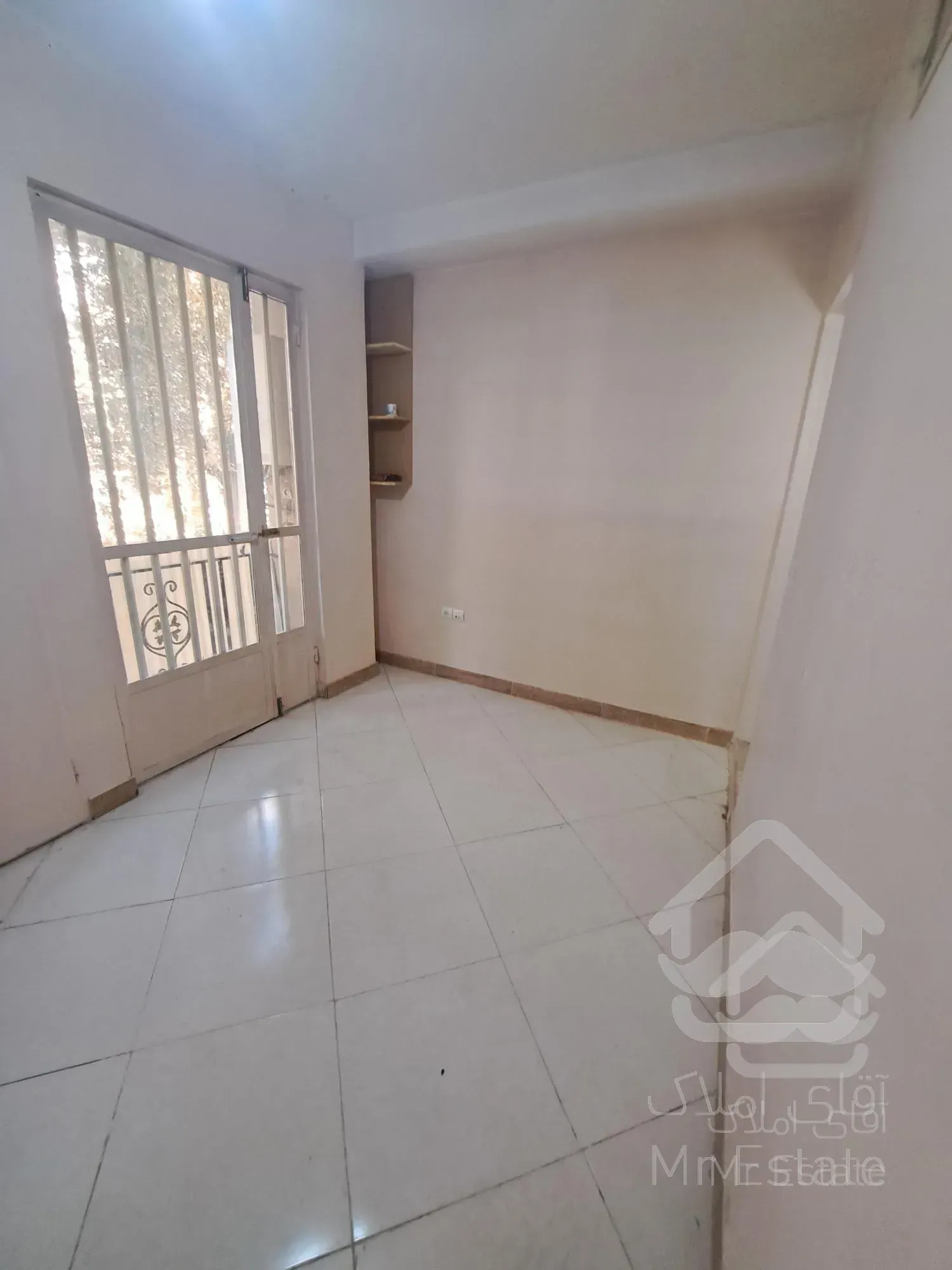 ۶۳ متر دوخواب مختاری