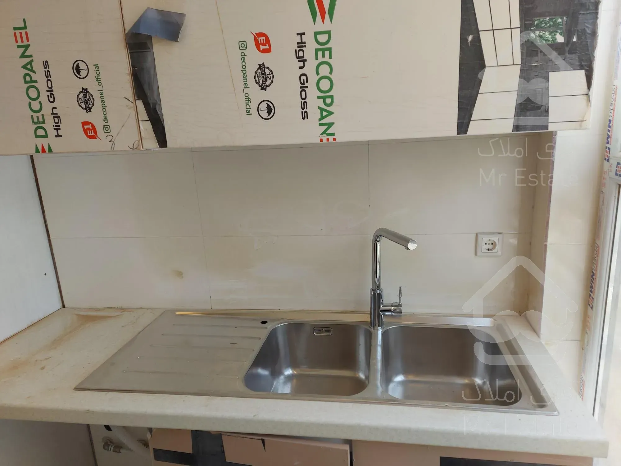 مقتح شمالی امیراتابک ۱۳۰متر رهن کامل ۳خواب