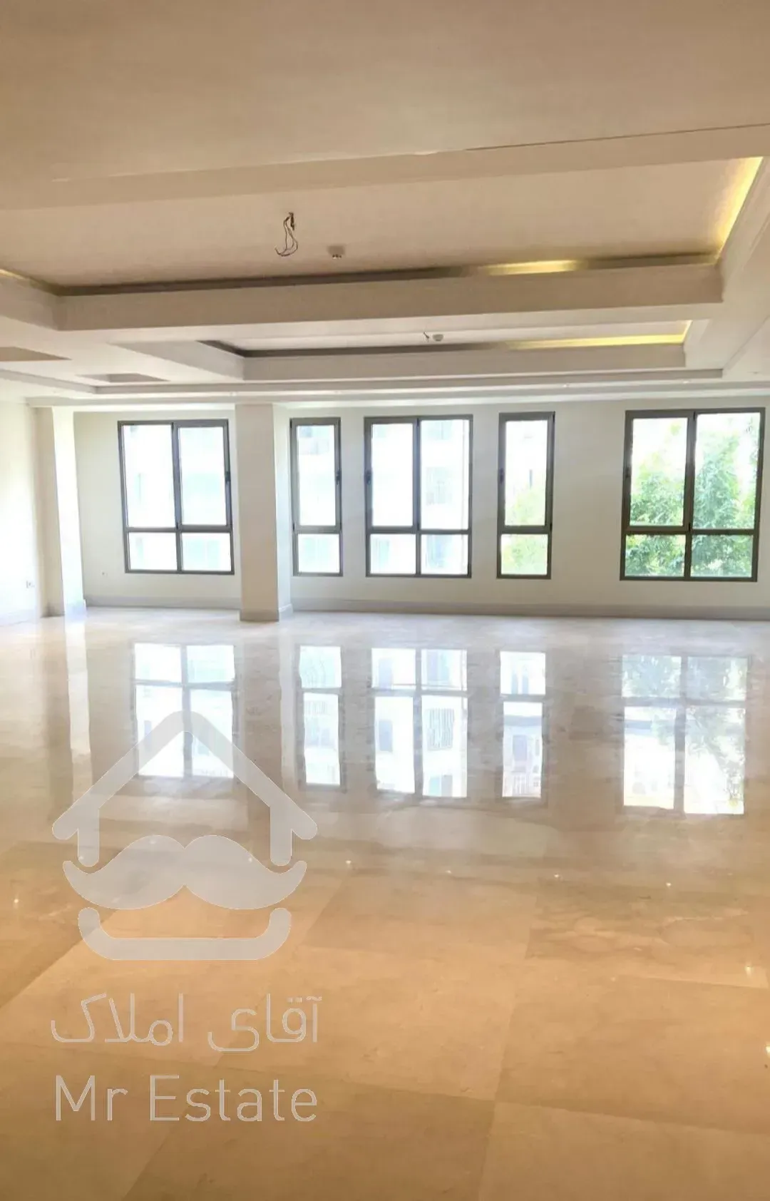 اجاره برج ۱۹۷متری نوساز در آجودانیه