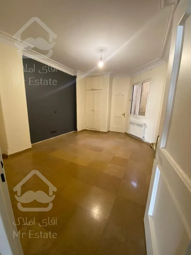 فروش کلنگی دو کله ۵۰۰متر نیاوران