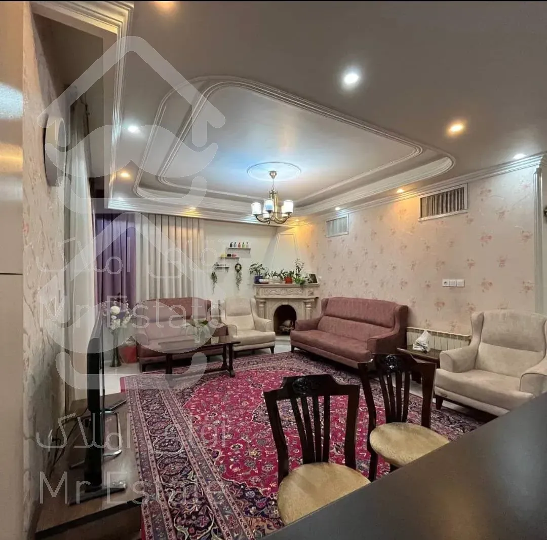 فروش آپارتمان/۱۵۳متر/خوش نقشه/چیتگر/دریاچه خلیج فارس