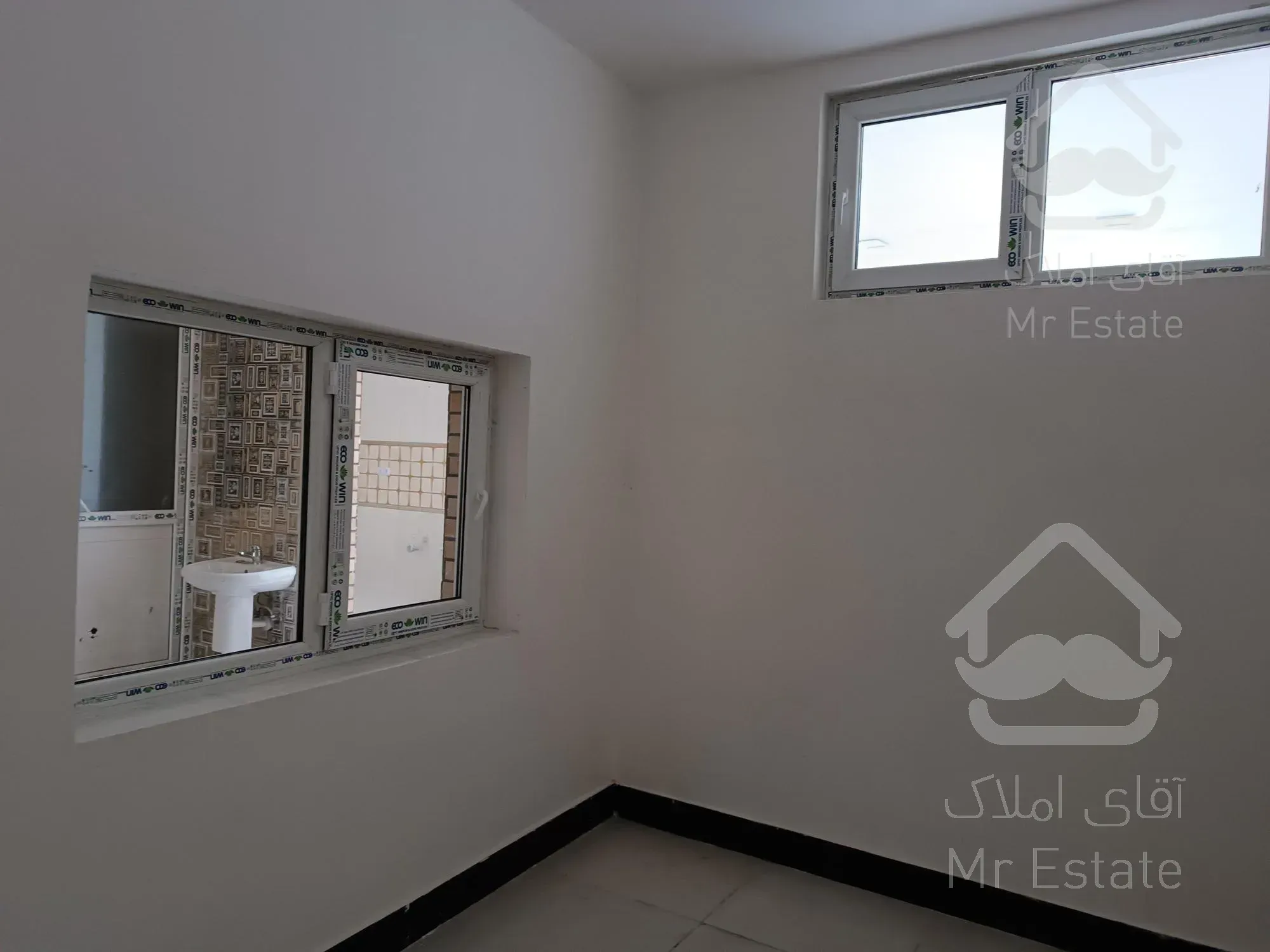 فروش منزل دو طبقه کلید نخورده شیراز - کرونی