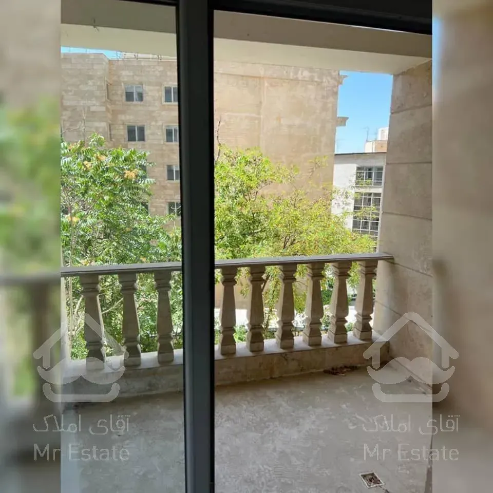 ۲۱۷ متر ( ۳خواب / ۲پارکینگ / فول مشاعات ) خاص در منطقه خاص