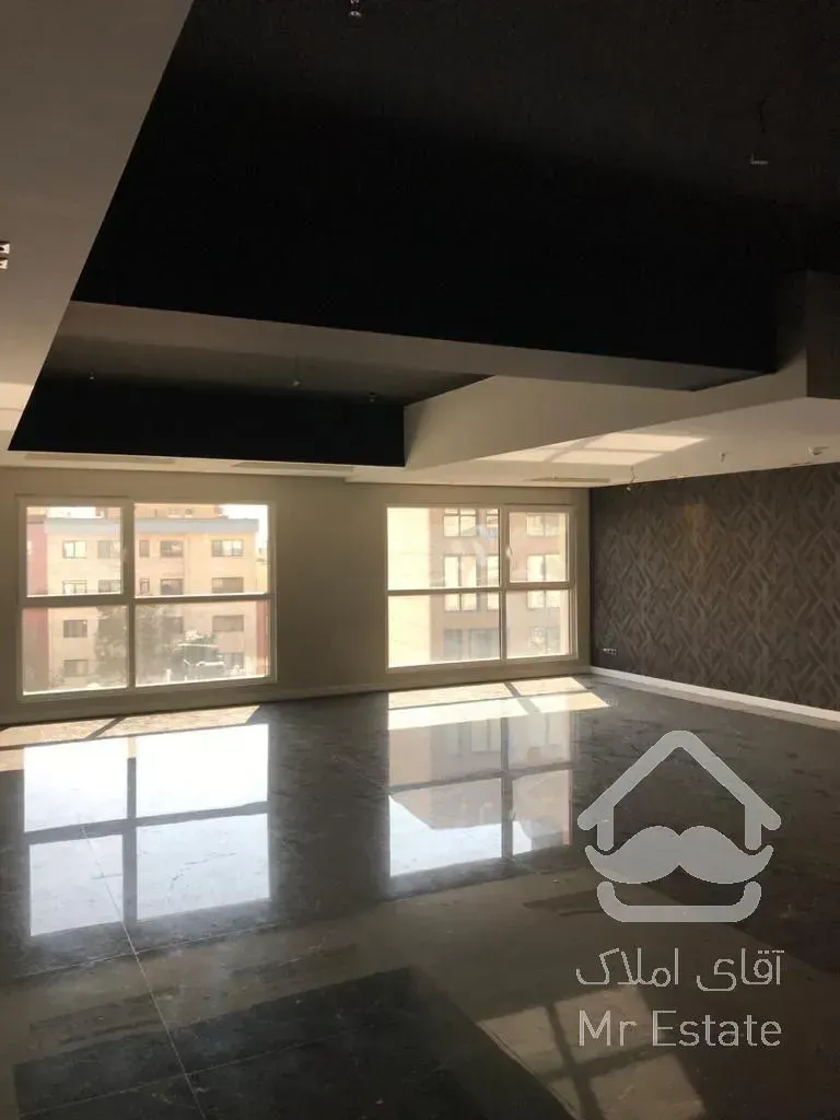 *قلب میرداماد/90 متر سنداداری/لابی/نوساز شیک*