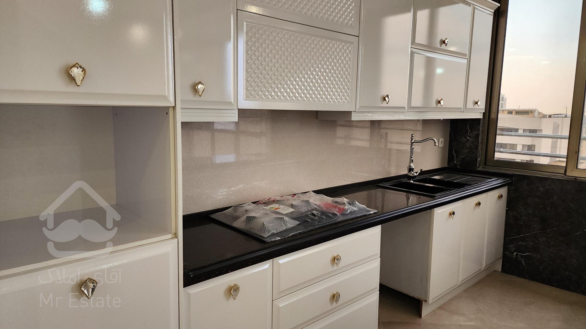 155متر( 3خواب/ 3پارکینگ سندی/ ویو ابدی )بدون مشابه