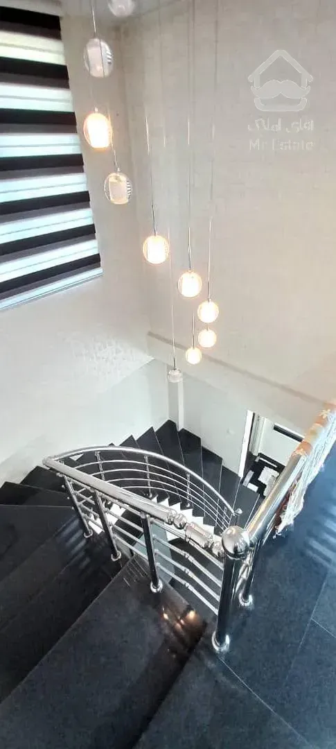 فروش ویلادوبکس استخردار ۱۵۵۰متر پردیس کرشت