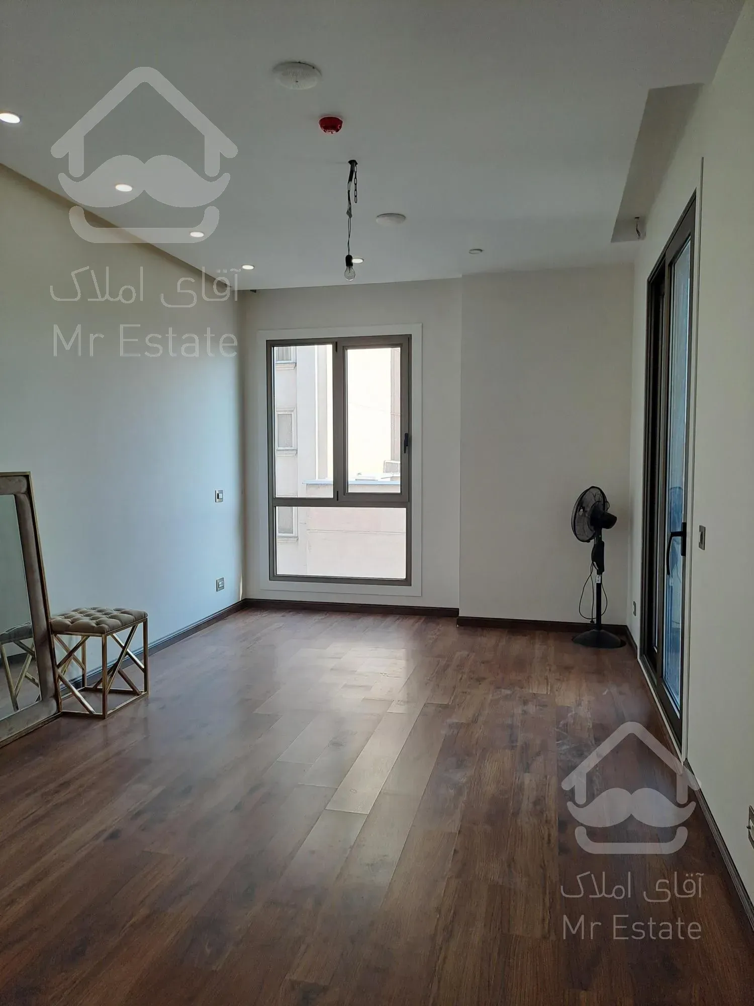 زعفرانیه ۵۵۰ متر تاپ لوکیشن آفتابگیر بی حد و مرز