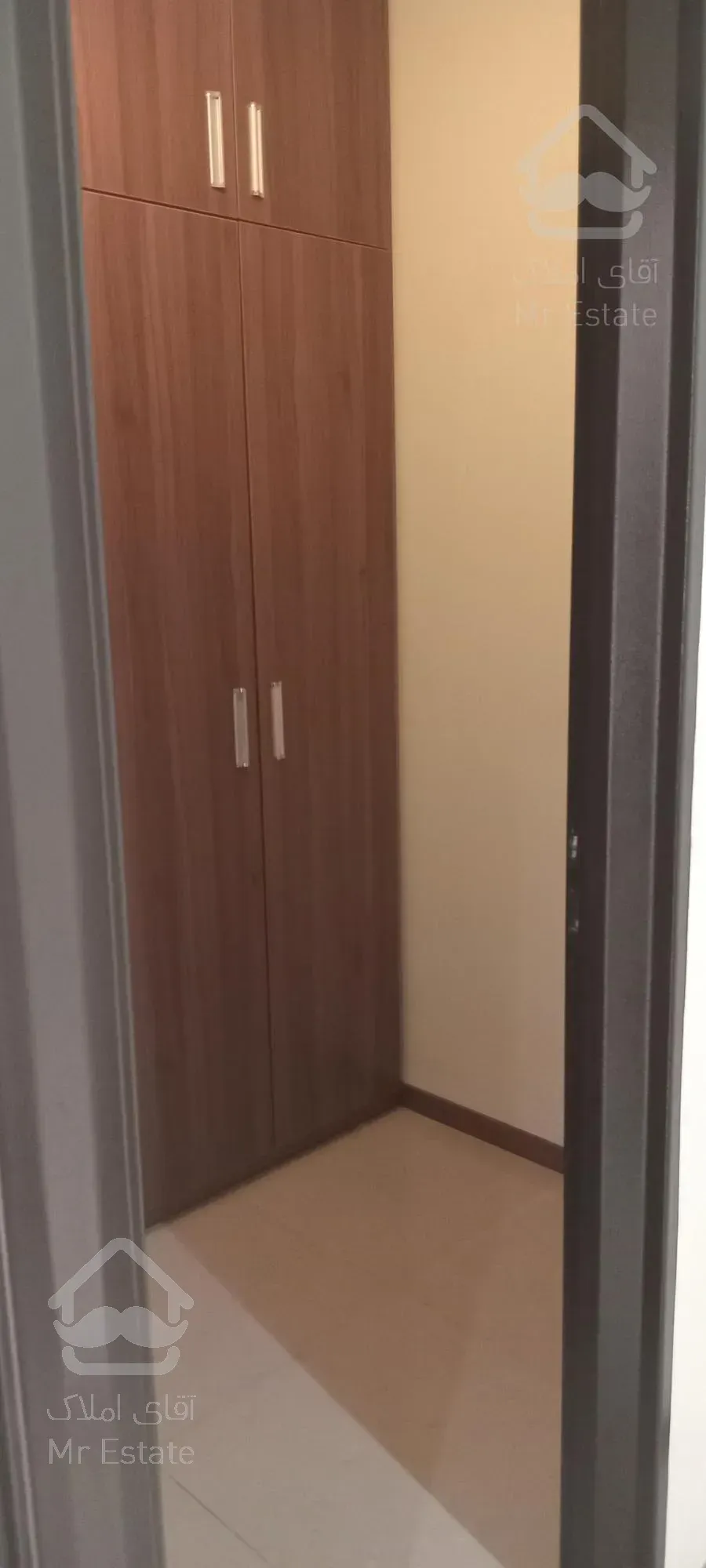 ۱۳۰ متر/ ۳ خوابه/دریاچه/رهن و اجاره فوری