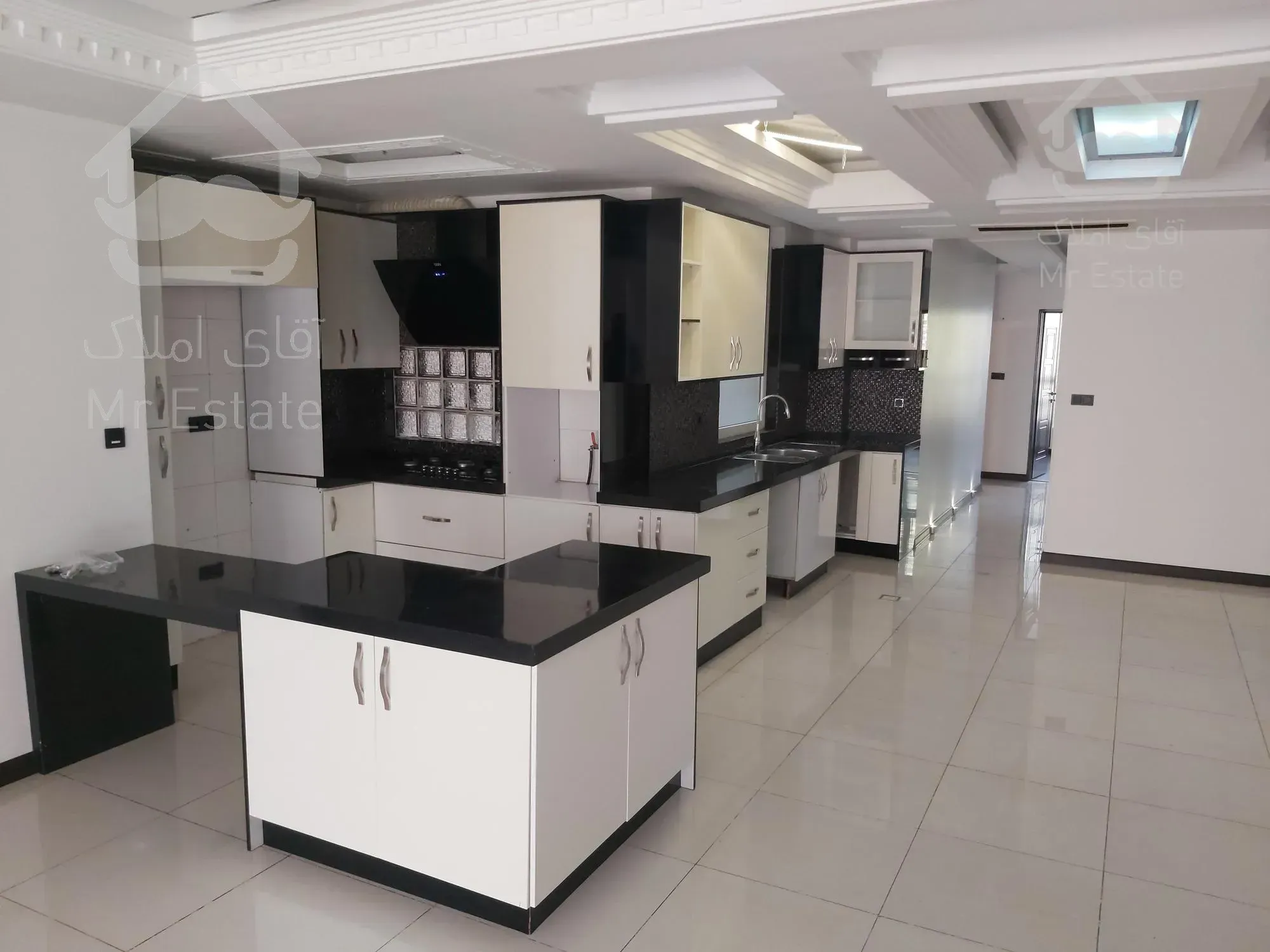 ۱۴۶ متر/ میرداماد/سه واحد مشابه موجود