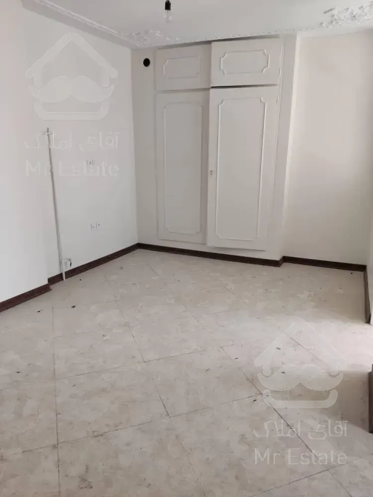 ۴۴متری در خیابان کمیل باقیمت پایین