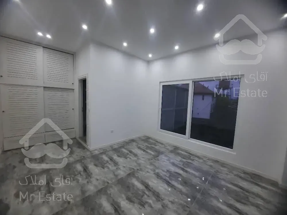 فروش ویلا در نوشهر استخر دار شهرکی سند دار کلید نخورده شیک