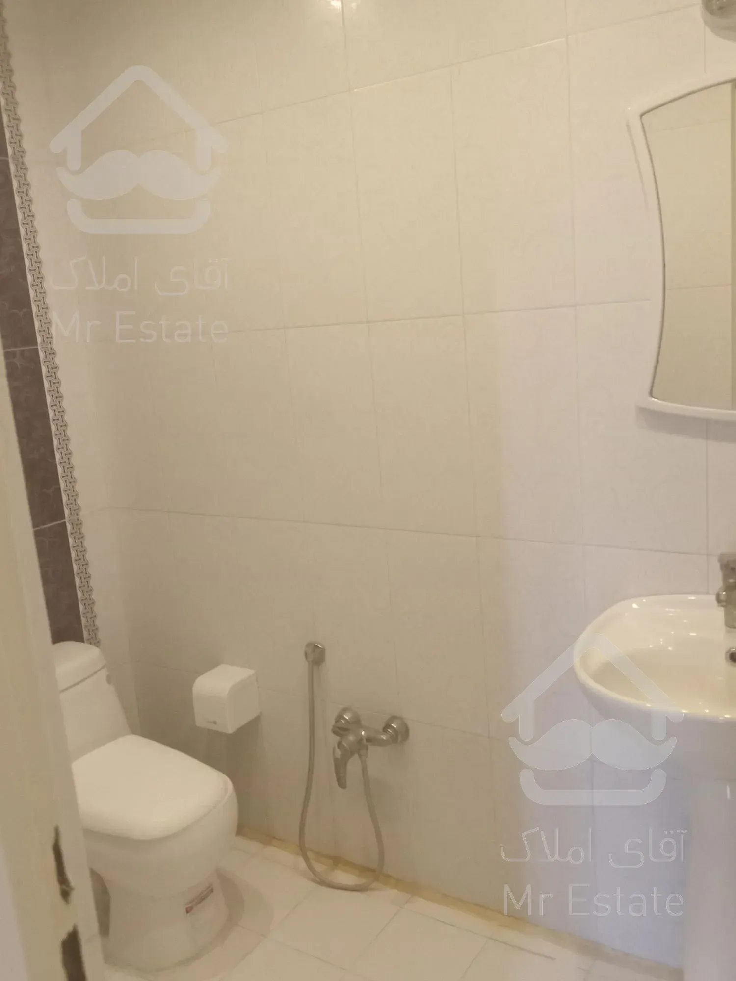 ۱۱۰ متر /۲خوابه/ برج مجلل آسمان/ دریاچه