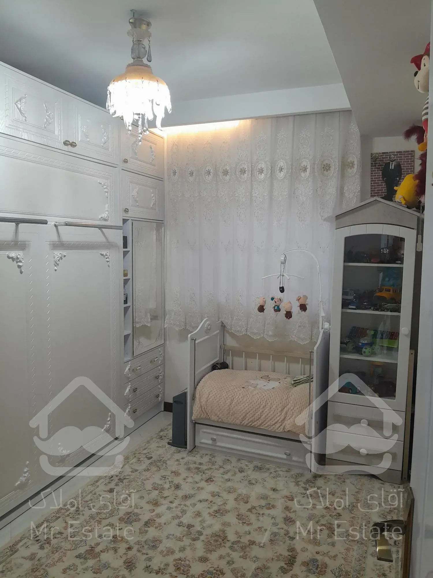 ۴۷متر /فول امکانات/نقلی