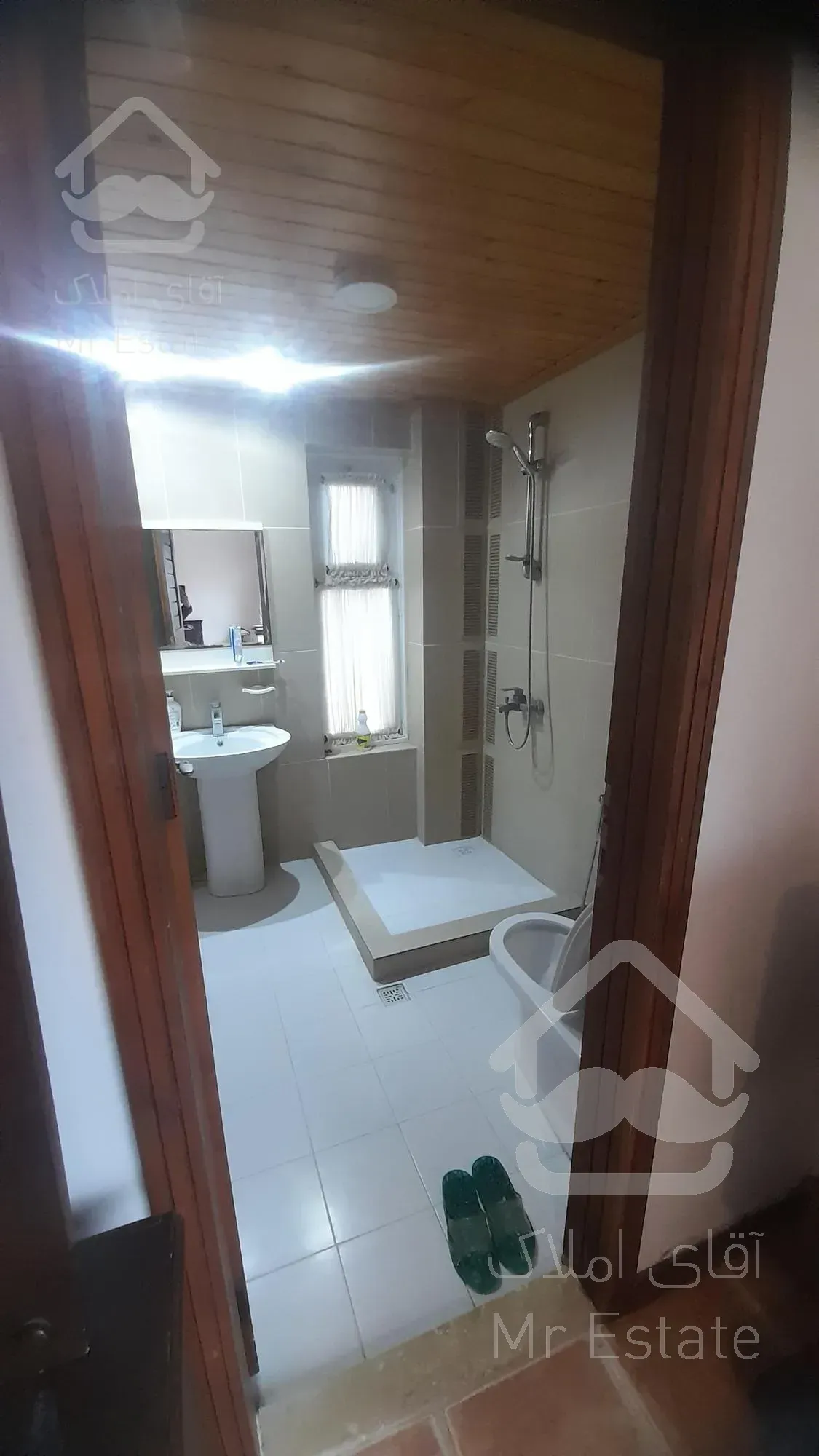 اجاره سالانه ویلا دربست مبله داخل شهرک