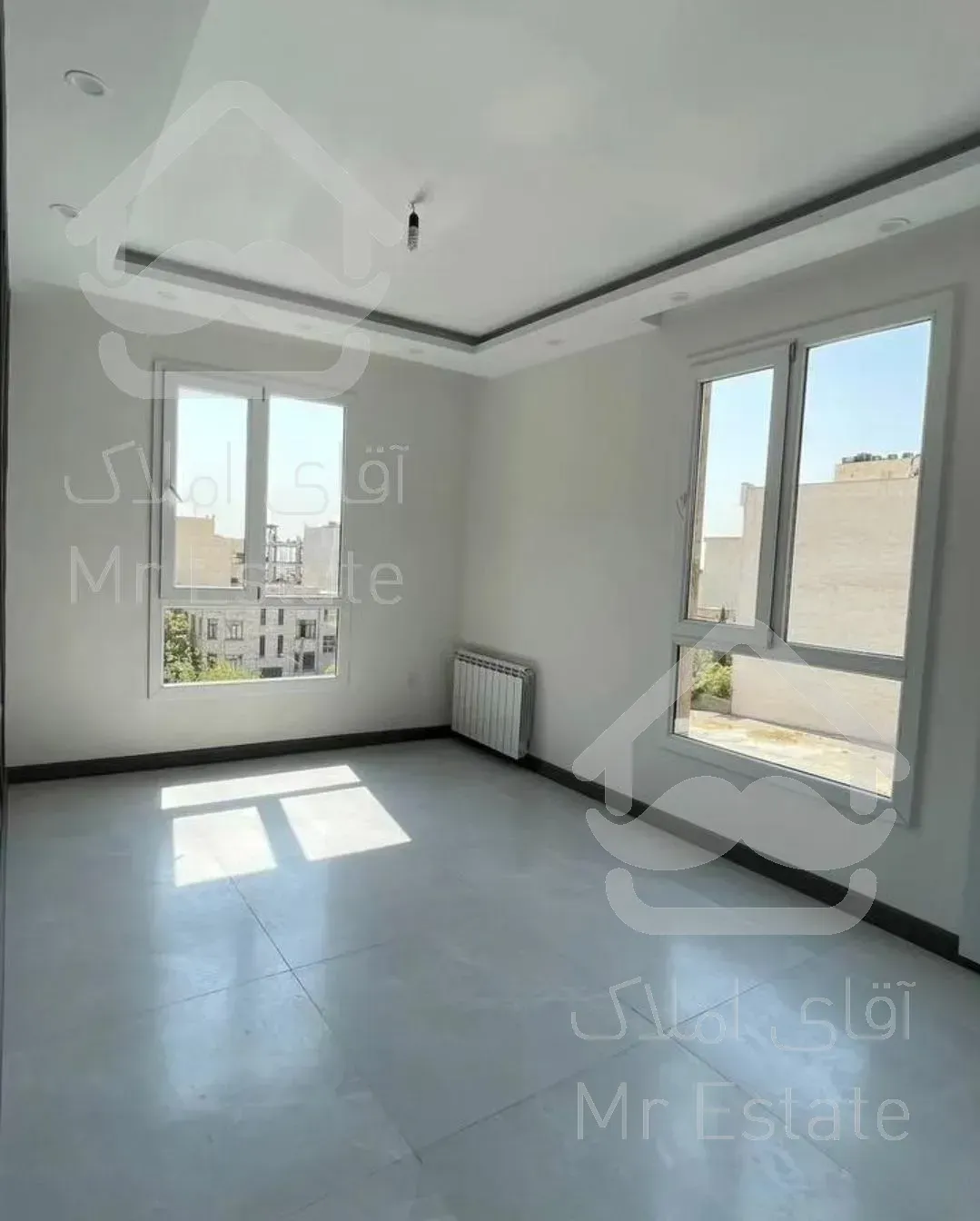 فروش واحد ۴۰ متری  چیتگربا ویو دریاچه